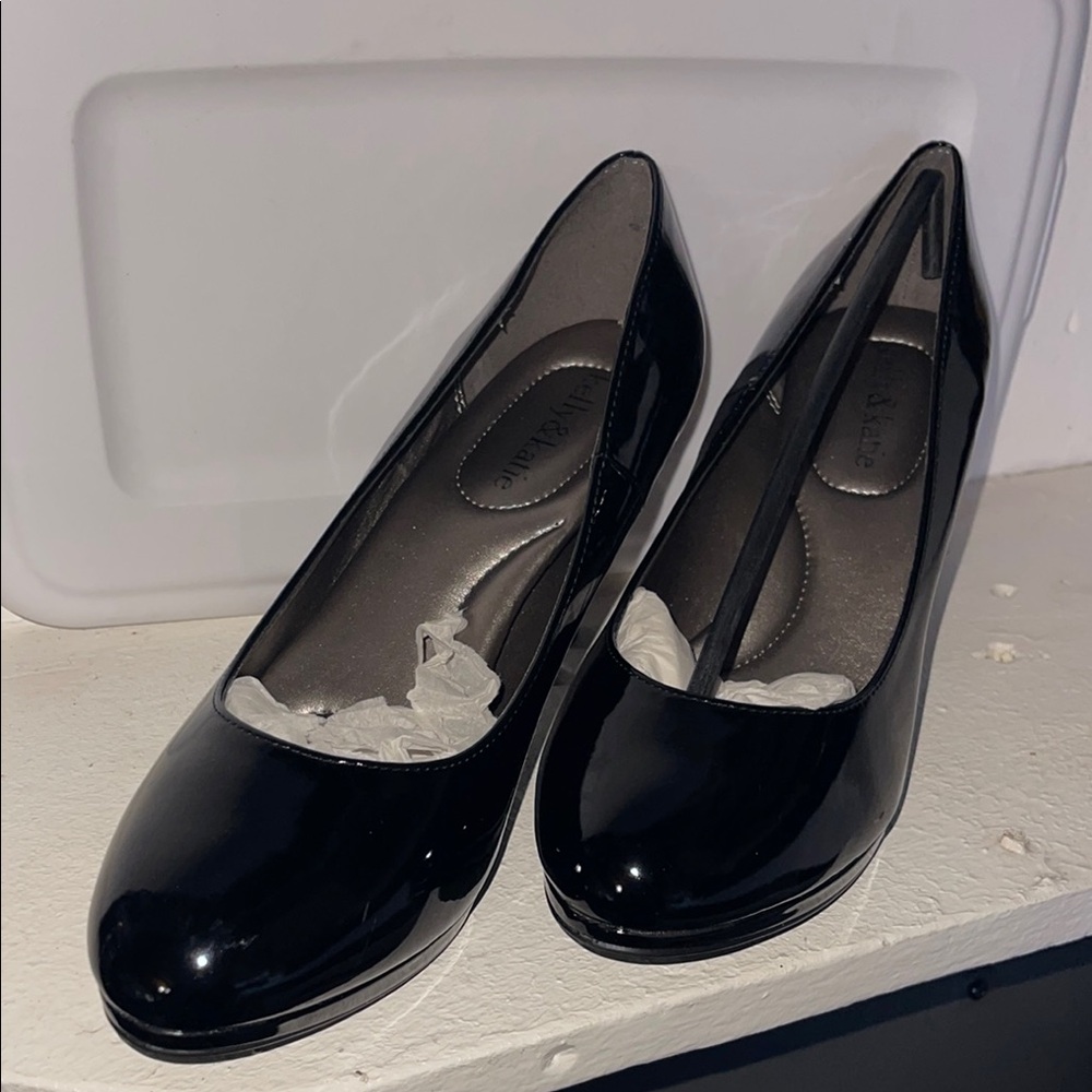 Black Hush Puppies Women's Shoes